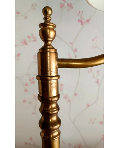 Λάμπα επιτραπέζια Belfort swing Laura Ashley