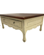 Τραπέζι σαλονιού Bramley Laura Ashley