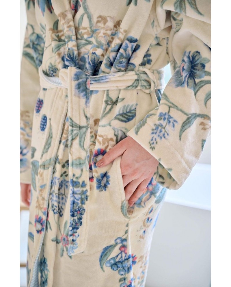 Bathrobe Secret Garden White/Blue PIP STUDIO